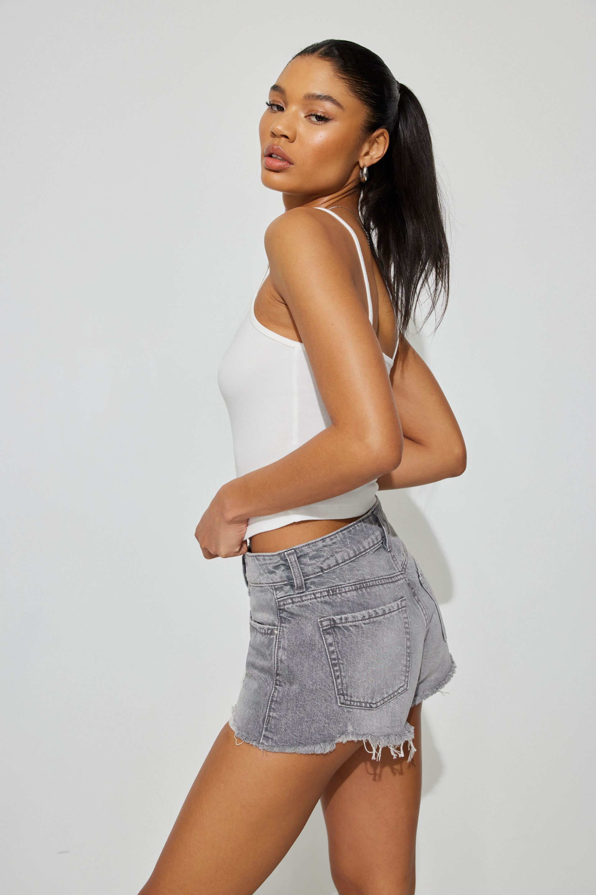 Best Picks for Denim Mom Shorts & How to Style The Trend