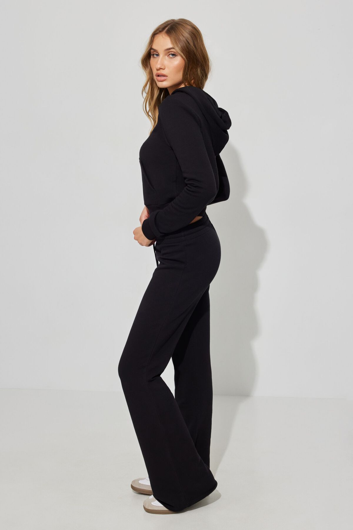 BIG T LOW RISE FLARE JOGGER