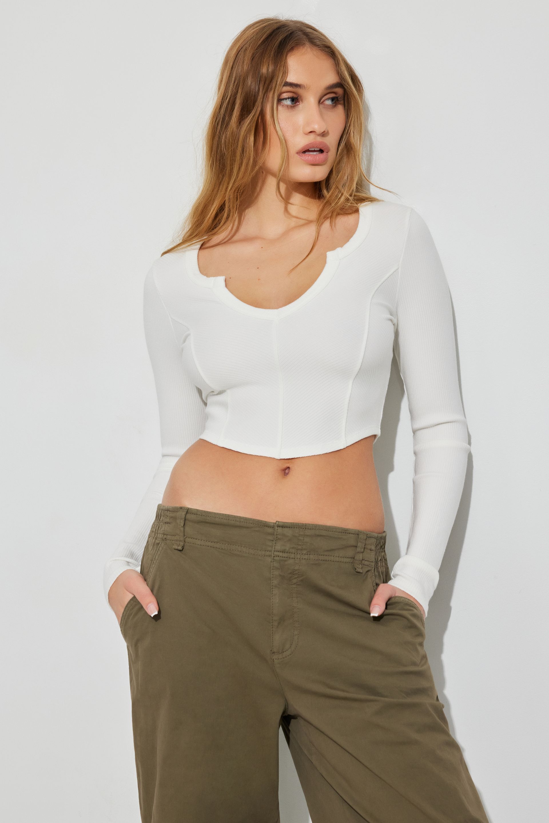 White Tall V-neck Button Front Long Sleeve Crop Top – Styched Fashion