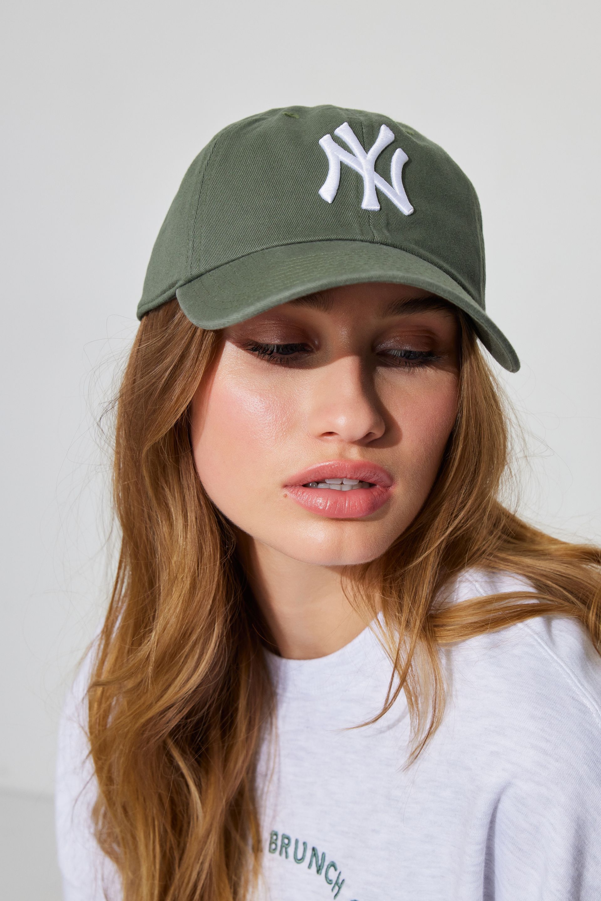 Hats, Caps & Beanies | Women's Accessories | Garage US