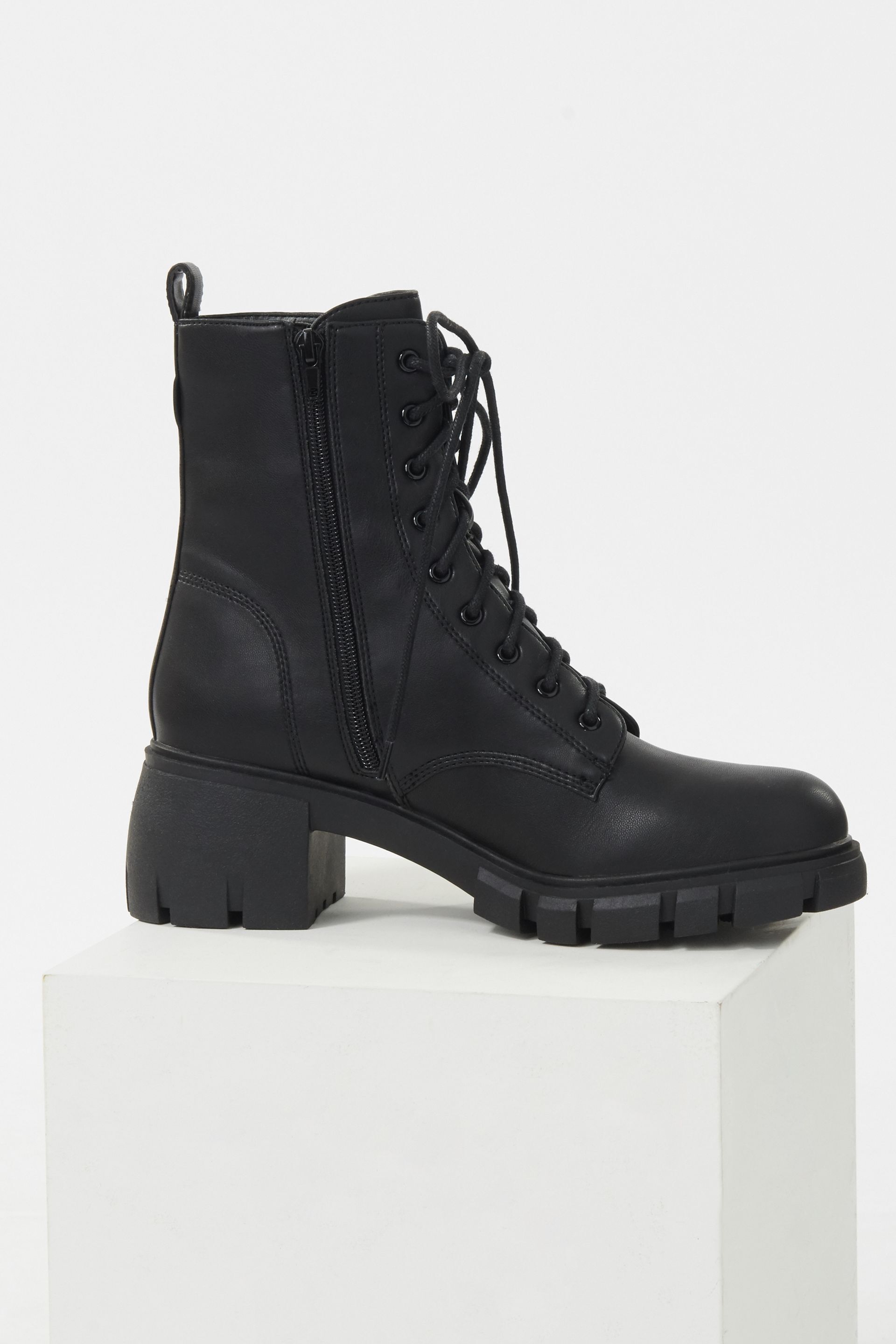 steve madden hyperr1 boots